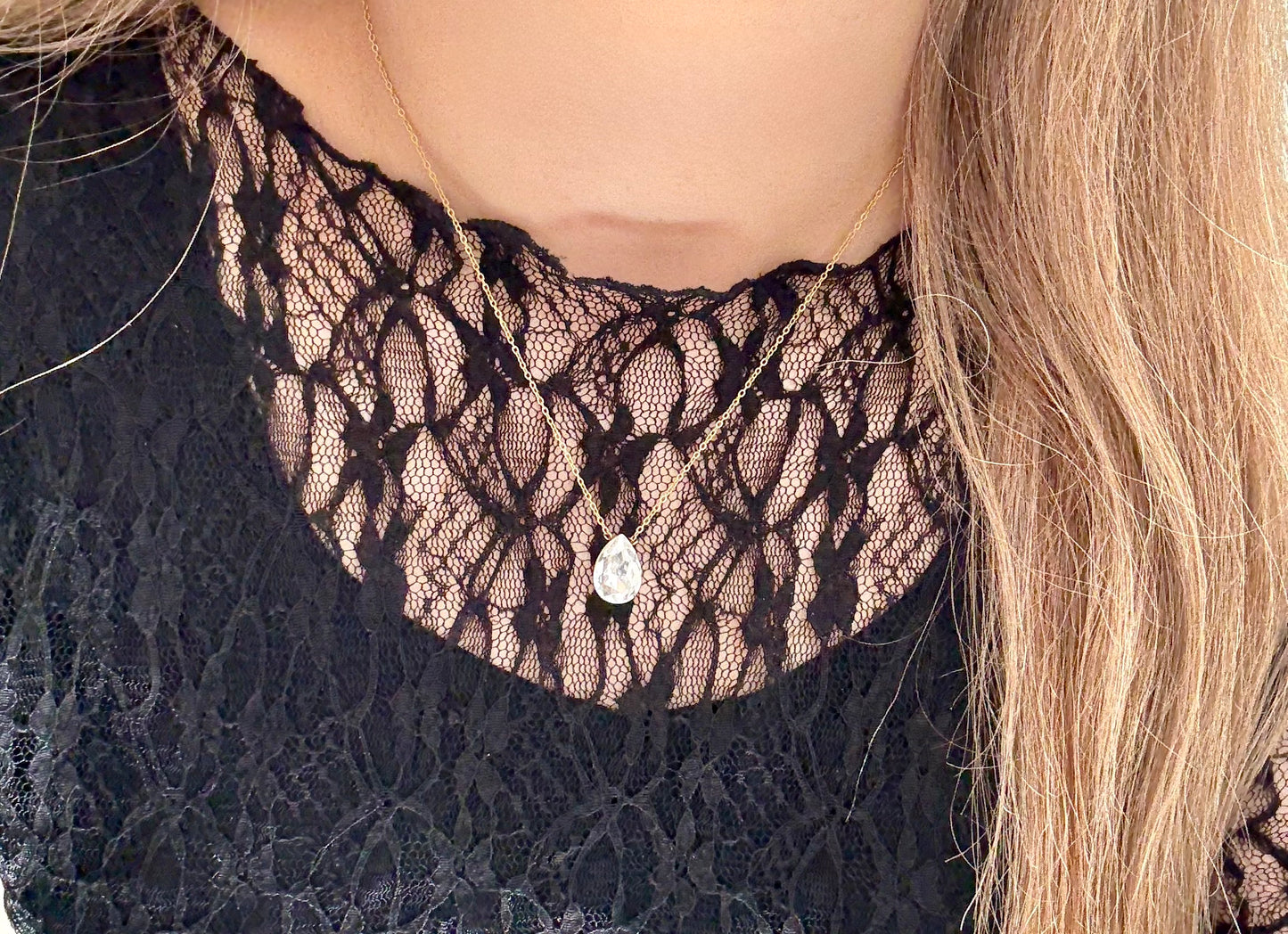 COLLIER MOON CRYSTAL