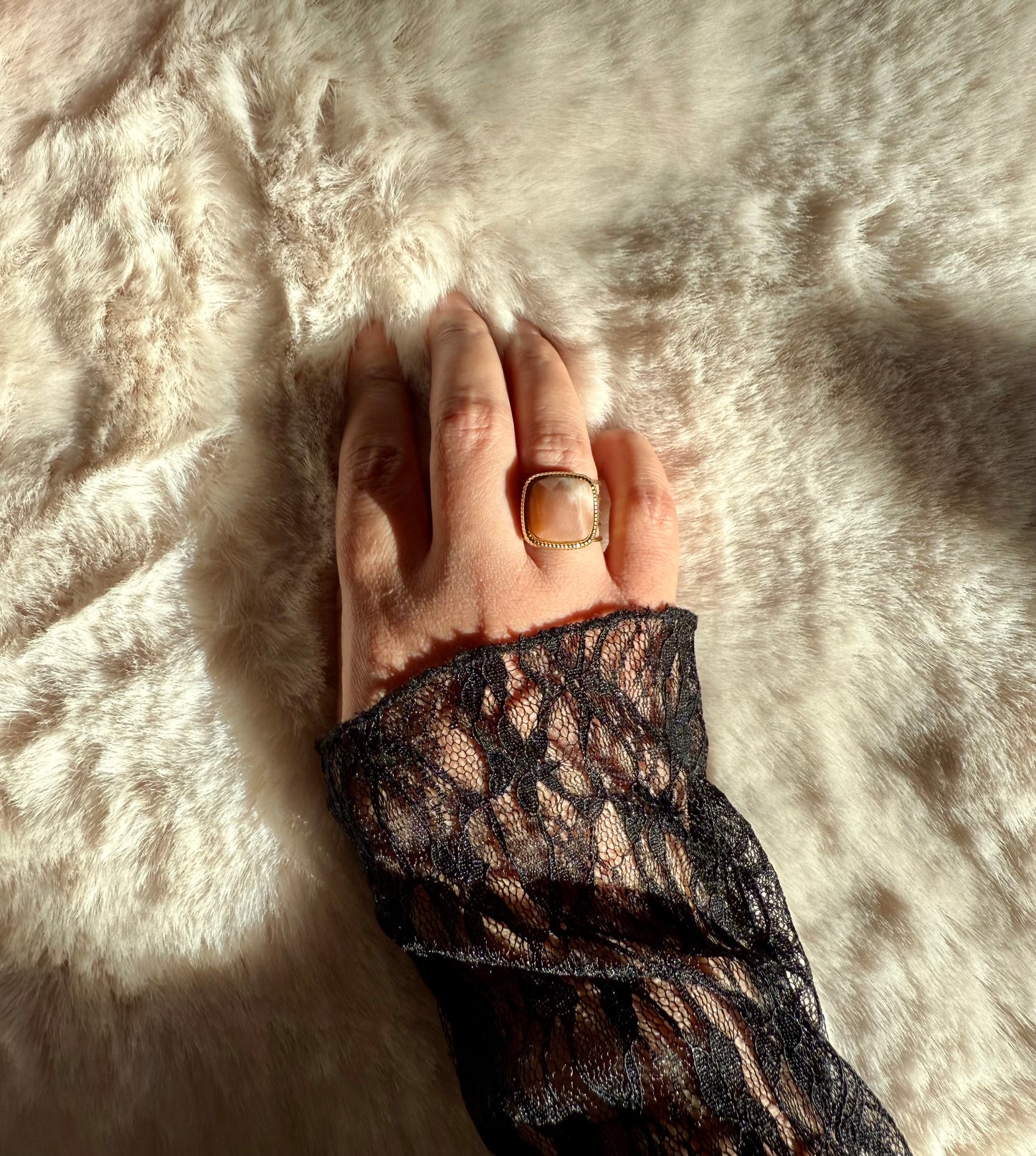 BAGUE ZINA PIERRE DE SOLEIL